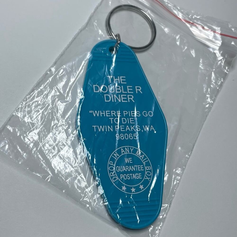 Twin Peaks ~ The Double R Diner ~ Blue Keychain